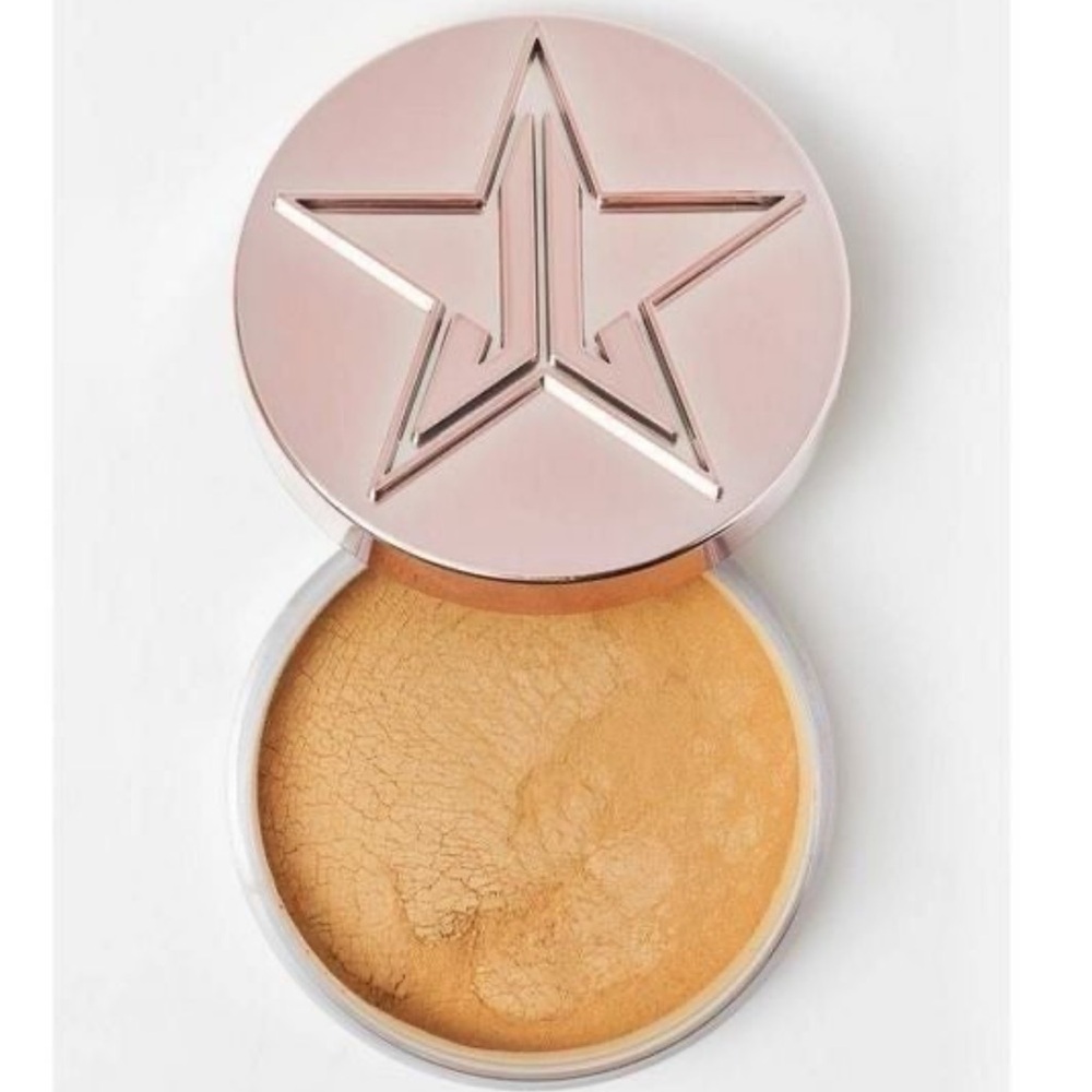 Jeffree Star Magic Star Luminous Setting Powder in Honey